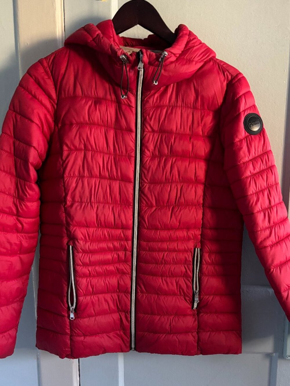 Point Zero Lightweight Hooded Puffer Jacket Red Size M – Canadian Designed